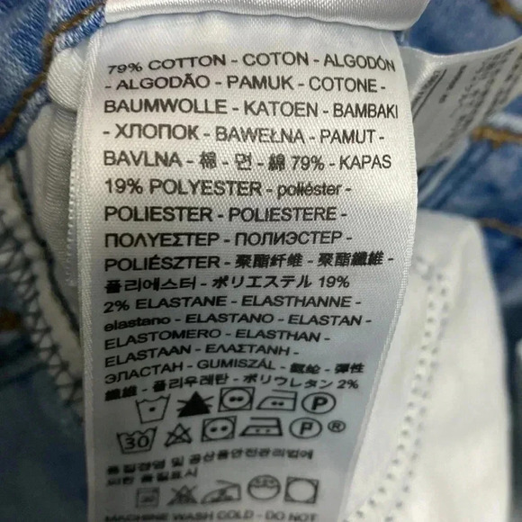 Levi’s Slimming Skinny Jeans - Picture 7 of 8